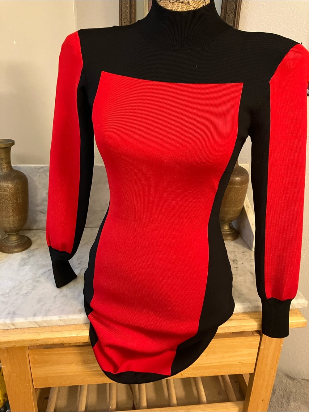 Balmain Black and Red Long-Sleeve Bodycon Dress Sexy Gorgeous Well Made 4!!❤️